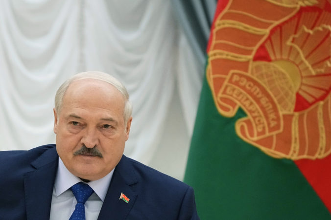 Na budúci rok bude mať Bielorusko všetko, čo potrebuje na modernú vojnu, vyhráža sa Lukašenko