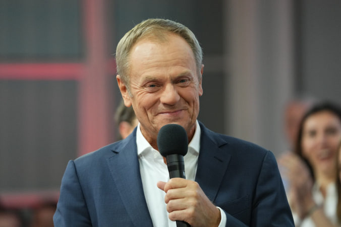 Definitívne výsledky poľských volieb potvrdili víťazstvo opozície, Tusk sa pravdepodobne vráti na post premiéra