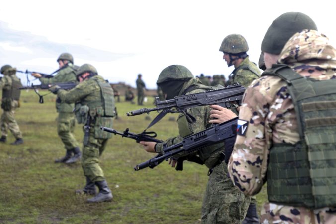 Ruské jednotky vedú účinnú obranu, skupiny Štorm-Z však ukazujú na ťažkosti v armáde