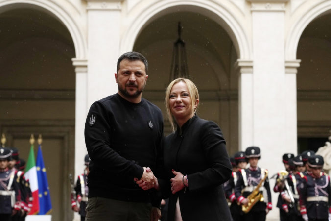 Európa pre krízu na Blízkom východe nesmie zmenšiť pomoc Ukrajine, tvrdí predsedníčka talianskej vlády