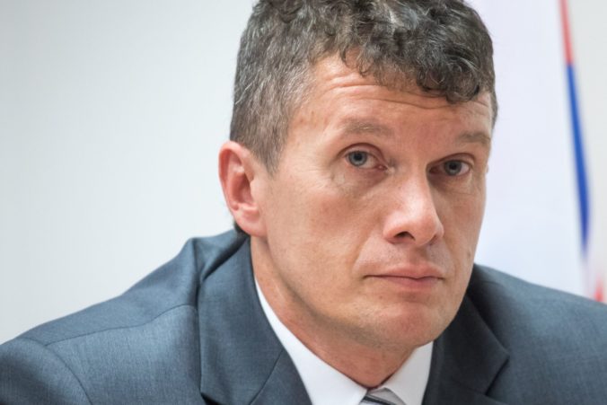 Minister vnútra Šutaj Eštok navrhne na post šéfa policajnej inšpekcie Zuriana