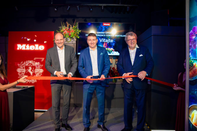Nové Miele Experience Center v Bratislave slávnostne otvorilo svoje brány