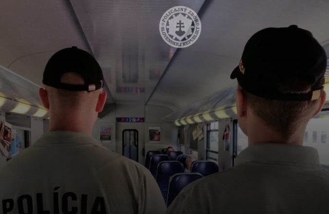 ZSSK reaguje na útok nožom vo vlaku, hľadá riešenia na zvýšenie bezpečnosti svojich cestujúcich