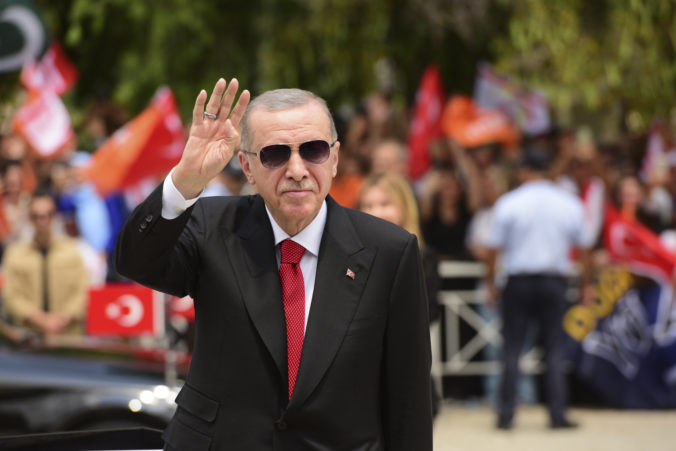 Turecko je pripravené vystupovať ako garant pri riešení vojny medzi Izraelom a militantným hnutím Hamas, tvrdí Erdoğan