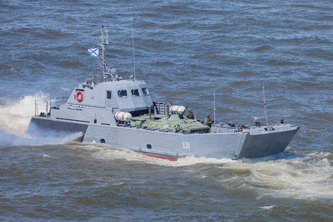 Ukrajinské sily zničili na Kryme dve ruské výsadkové lode triedy Serna