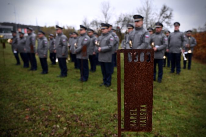 Ministerstvo obrany si pripomenulo výročie konca prvej svetovej vojny tradičným Behom na počesť vojnových veteránov (foto)