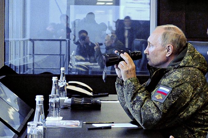 Po znovuzvolení za prezidenta Ruska môže Putin spustiť úplnú mobilizáciu, upozorňuje Danilov