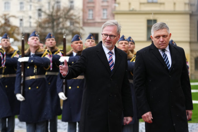 Fico podľa šéfa českého senátu podporil územnú celistvosť Ukrajiny, v jednom názore sa však nezhodli (foto)