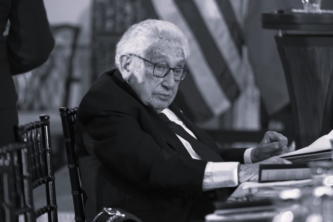 Zomrel bývalý americký minister zahraničia Henry Kissinger, držiteľ Nobelovej ceny za mier