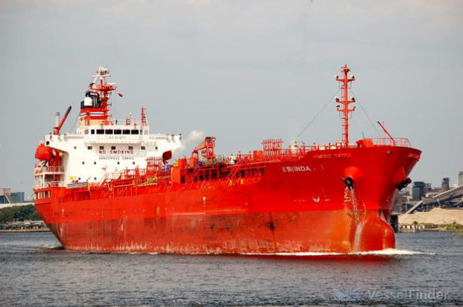 Nórsky tanker v Červenom mori zasiahla strela vypálená z Jemenu, na lodi vypukol požiar (foto)
