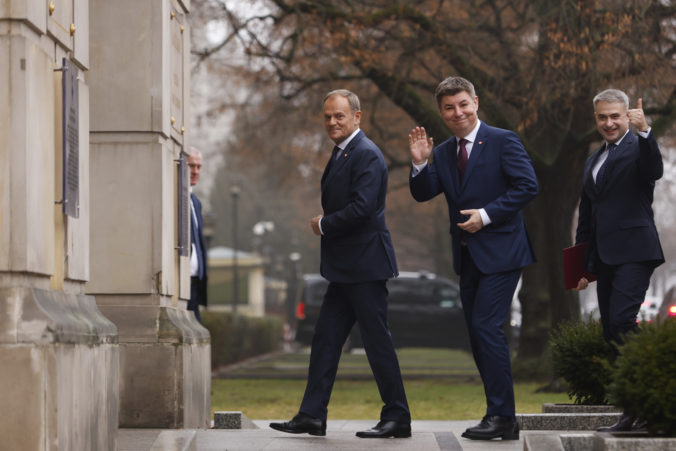 Staronový premiér Tusk a jeho vláda zložili v Poľsku prísahu, chcú udržať odhodlanie sveta pomáhať Ukrajine
