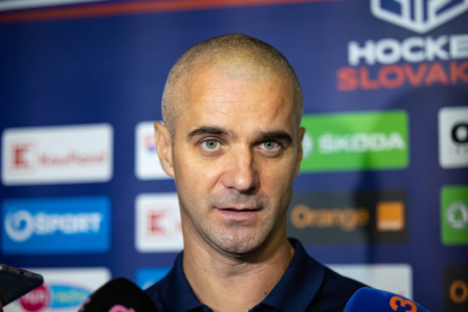 Tréner Feneš má v nominácii Slovenska na MS v hokeji do 20 rokov zatiaľ 28 hráčov