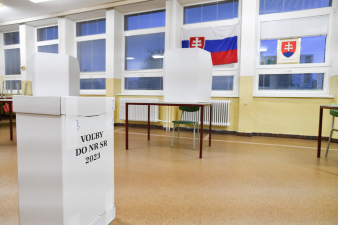 Smer-SD by voľby vyhral znova, súčasnú koalíciu by však nevyskladali a Matovičovi neverí až 77 percent ľudí