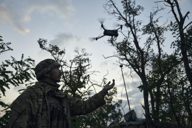 Ruské útoky dronmi zabili v noci jedného civilistu, ďalší štyria utrpeli zranenia