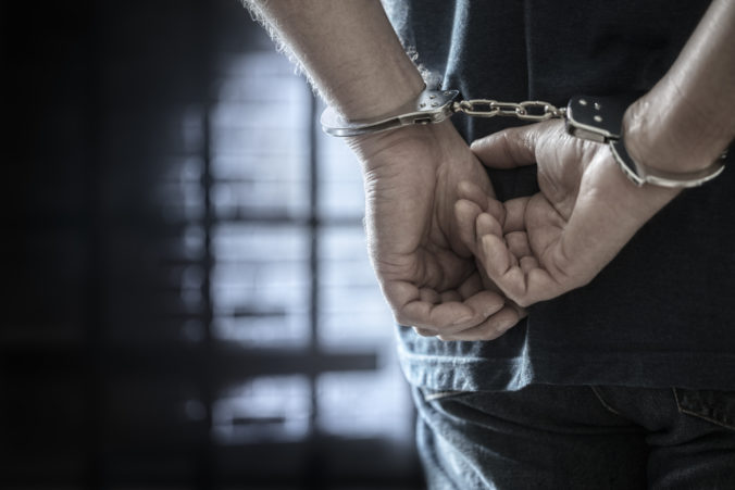 Na ostrove Korzika zatkli talianskeho mafiánskeho šéfa, ktorý vlani ušiel z najprísnejšie stráženého väzenia