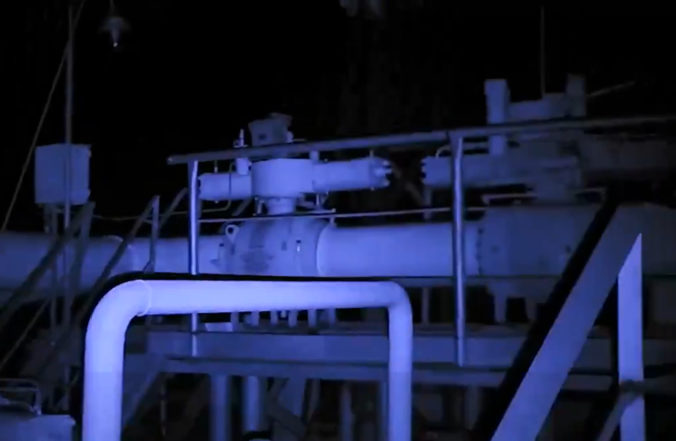 Ukrajinci zničili ruskú radarovú stanicu na ťažobnej plošine v Čiernom mori, Rusi ju využívali pri útokoch dronmi (video)