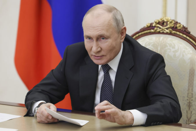 Putin podpísal zákon o konfiškácii majetku za diskreditáciu ruskej armády, opatrenie posilní tresty pre zradcov