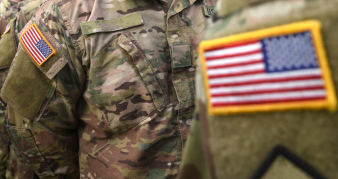 Američania financujú výcvik ukrajinských vojakov z vlastného rozpočtu, zahraničný balík pomoci doteraz neschválili