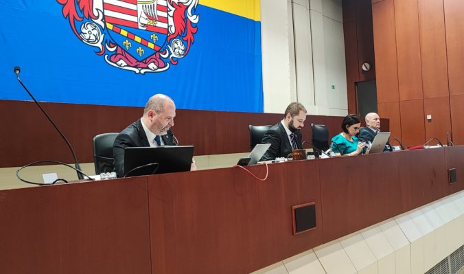 Mestské zastupiteľstvo v Košiciach opätovne schválilo zmenu rokovacieho poriadku či doplatenie podielových daní pre mestské časti