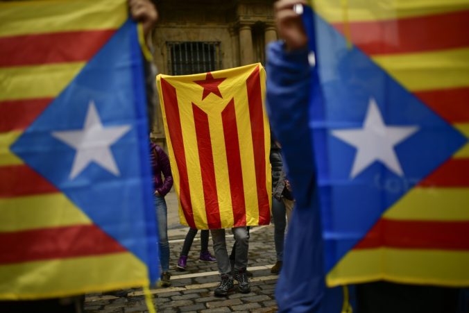 Španielsky parlament schválil amnestiu pre separatistov, ktorí organizovali referendum za nezávislosť Katalánska