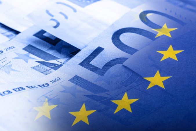 Európska komisia poslala Ukrajine miliardy eur, pomoc potrebuje na chod štátu či vyplatenie dôchodkov