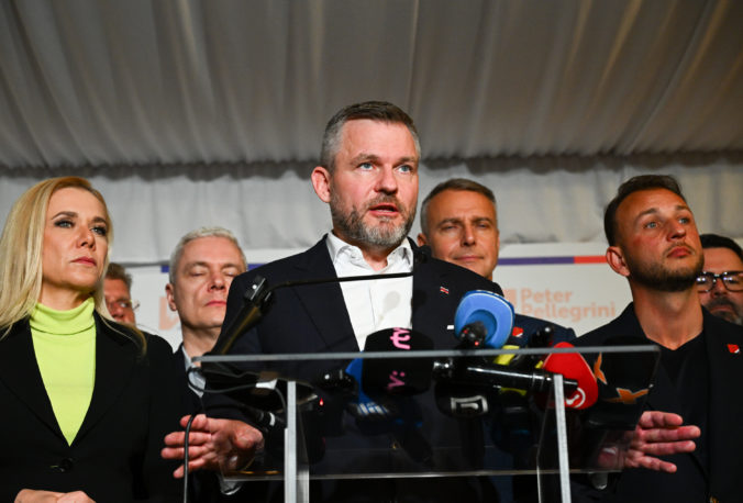 Väčšina ľudí na Slovensku si neželá liberárno-pravicovo-progresívneho prezidenta, hodnotí výsledky volieb Pellegrini