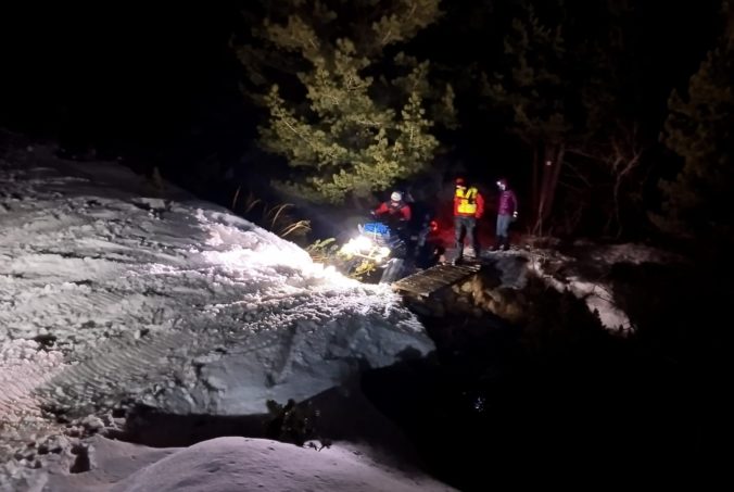 Horskí záchranári pomáhali slovenskej skialpinistke a dvom českým horolezkyniam
