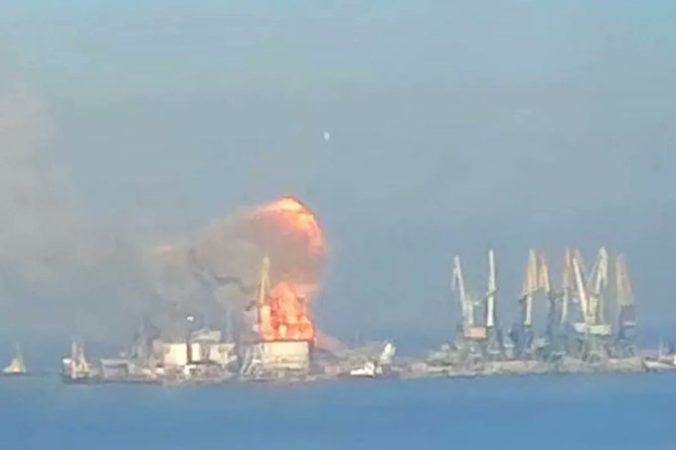 Ukrajinci vyhodili do vzduchu ropovod v Rostovskej oblasti, Rusko ho údajne používalo na vojenské účely (video)