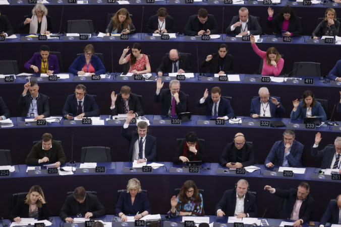 Poslanci Európskeho parlamentu musia povinne absolvovať školenie o riešení konfliktov na pracovisku