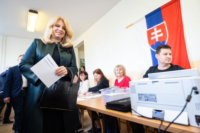 Zuzana Čaputová telefonicky zablahoželala Pellegrinimu k víťazstvu v prezidentských voľbách