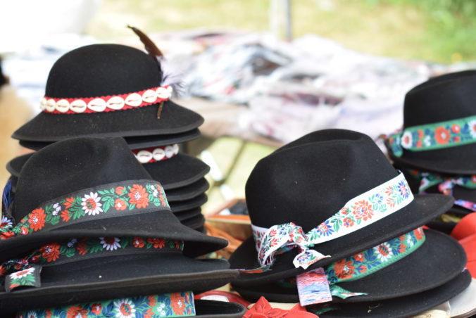 Úspech folklórneho festivalu Východná patrí medzi priority rezortu kultúry, Šimkovičová diskutovala aj so starostom obce