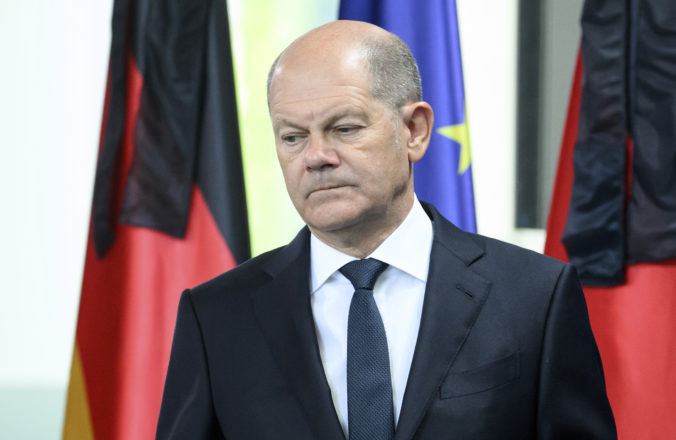Nemecký kancelár Scholz varoval budúceho predsedu Európskej komisie pre hľadaním podpory u krajnej pravice