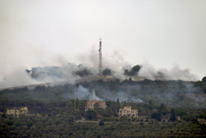 Hizballáh vypálil na Izrael stovky rakiet. Niektoré boli zneškodnené, uviedla izraelská armáda
