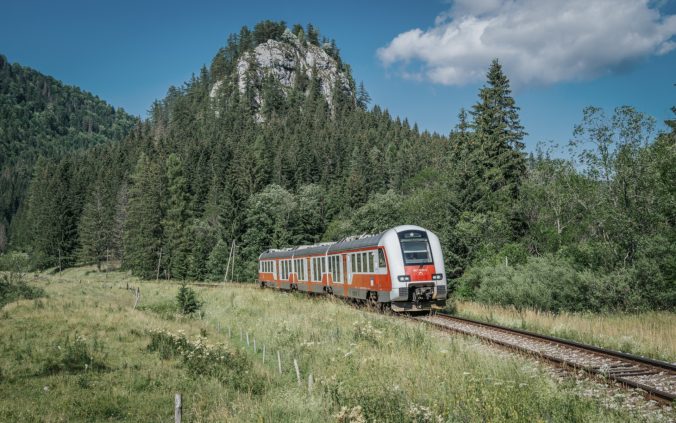 Letné cestovanie so Železničnou spoločnosťou Slovensko je tu