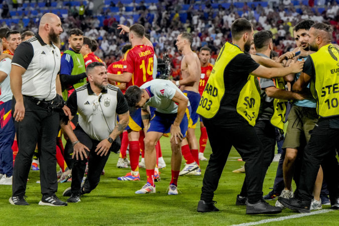 Španiela Moratu možno o finále ME vo futbale pripraví nedisciplinovaný fanúšik a nešťastný zásah usporiadateľa
