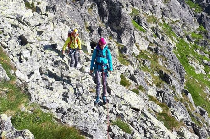 Horolezcov v Tatranskom národnom parku už kontrolujú, pokuty zatiaľ nerozdávajú