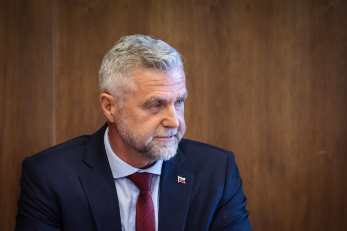 Opozícia robí v Bruseli politiku proti Slovensku. Gašpar vysvetlil dôvod zvolania mimoriadnej schôdze (video)