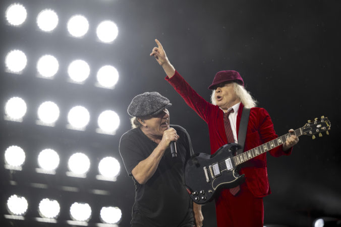 Vajnory sa pripravujú na koncert hardrockovej legendy AC/DC, očakávajú až 120-tisíc ľudí