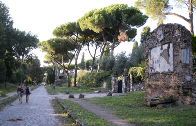 Staroveká rímska cesta Via Appia bola zapísaná do zoznamu svetového dedičstva UNESCO