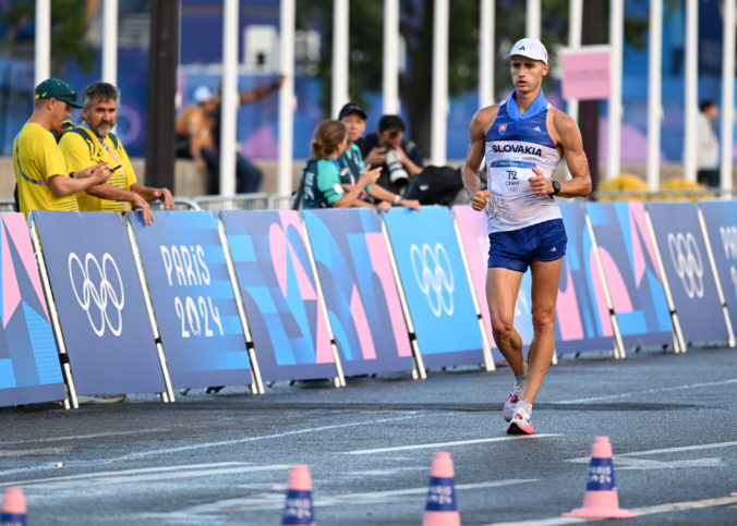 Chodec Dominik Černý obsadil na olympiáde 34. miesto, za svojím osobným rekordom zaostal o necelé tri minúty