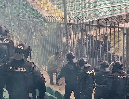 Futbalový zápas Ružomberok – Hajduk Split označili za rizikový, v uliciach bude dozerať viac policajtov