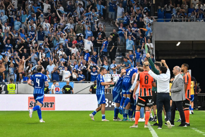 Mak strelil APOEL-u krásny gól. Tréner Weiss vysvetlil, prečo hral v základe Slovana Tigran (video+foto) Mak strelil APOEL-u krásny gól. Tréner Weiss vysvetlil, prečo hral v základe Slovana Tigran (video+foto)