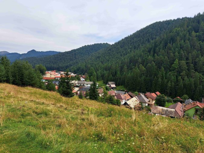 Vernár zohral v SNP dôležitú úlohu, povstalci spomalili postup vojsk a Nemci nemali čas obec vypáliť