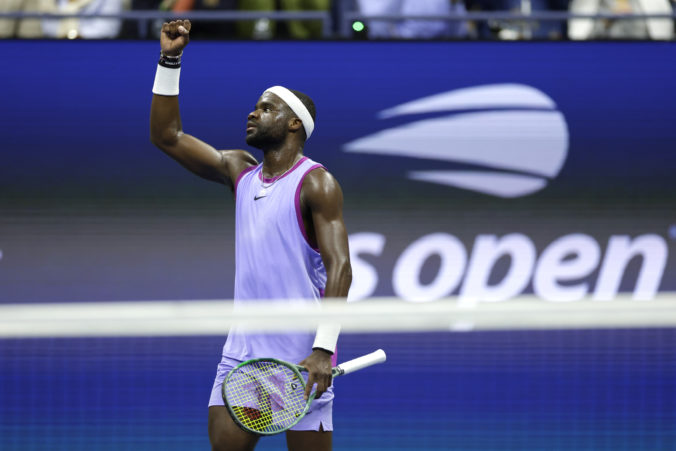 Domáci finalista na US Open je istý. Fritz verzus Tiafoe bude prvé americké semifinále na „veľkej štvorke“ po 19 rokoch