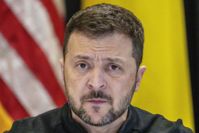 Zelenskyj nalieha na predstaviteľov americkej armády, aby umožnili Ukrajine udrieť hlbšie v Rusku