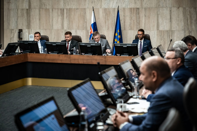 Vláda odškodní pozostalých po hasičovi, ktorý zahynul pri hasení požiaru v Ludrovskej doline