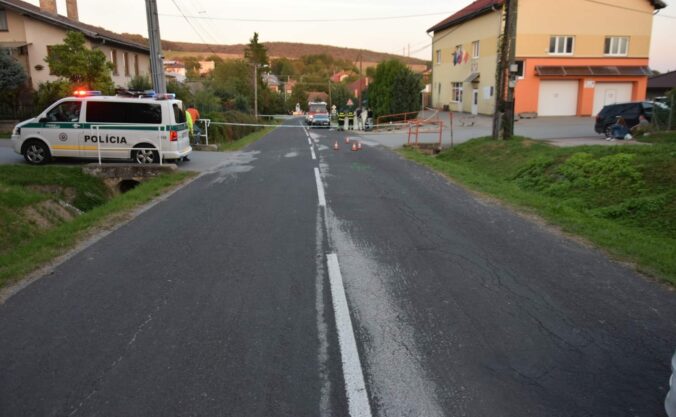 Smrteľná nehoda pri Košiciach. Malý chlapec na bicykli neprežil zrážku s autom (foto)