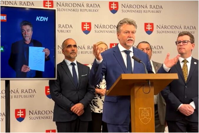 Zdražovanie sa podľa KDH dotýka najmä sociálne zraniteľných Slovákov, obrovské finančné straty spôsobí aj neziskovkám (video)