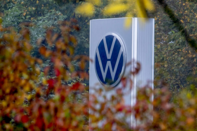 Zisk Volkswagenu sa v treťom štvrťroku prepadol o 64 percent