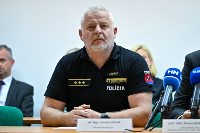 Neprimarené zásahy policajtov nesmú mať miesto v slovenskej polícii, Solák nariadil preškoľovanie